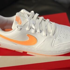 Nike Kids Sneakers in White and Orange